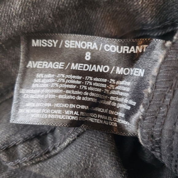 Code Bleu Soho Skinny Leg Mid Rise Jeans NWT Women's Size 8 - Picture 9 of 11